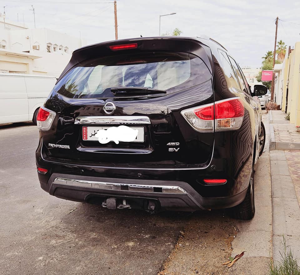 2013 Nissan Pathfinder, full option