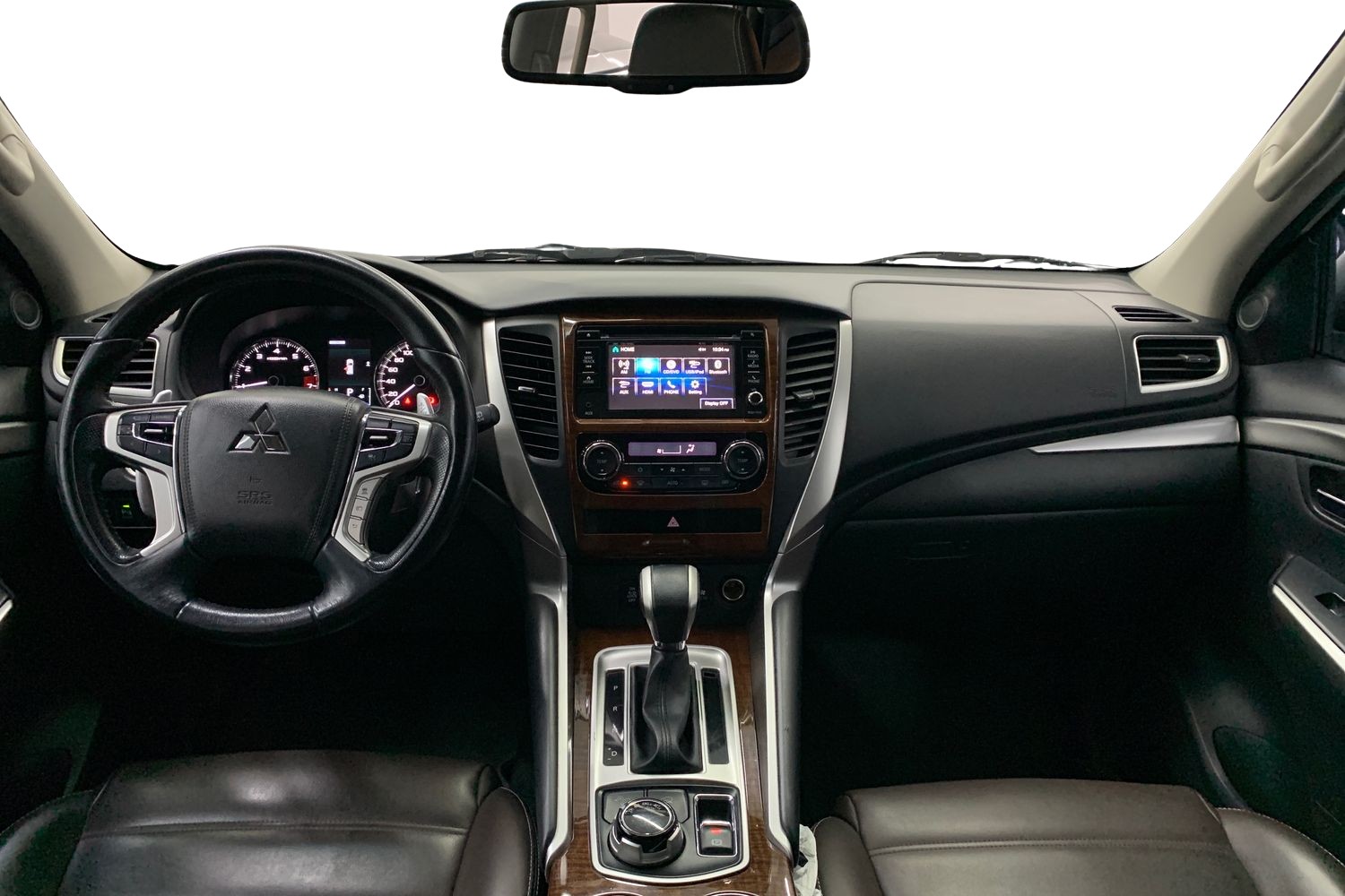 MITSUBISHI MONTERO SPORT 3L 2019 (FULL OPTION)