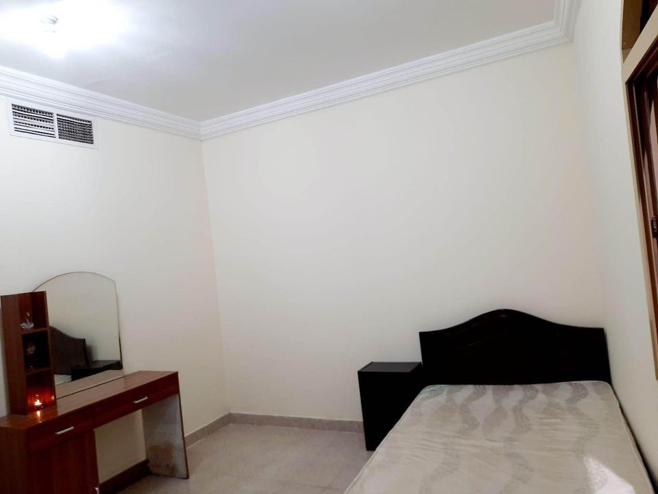 Available full rooms,partition rooms and bed space in al sadd