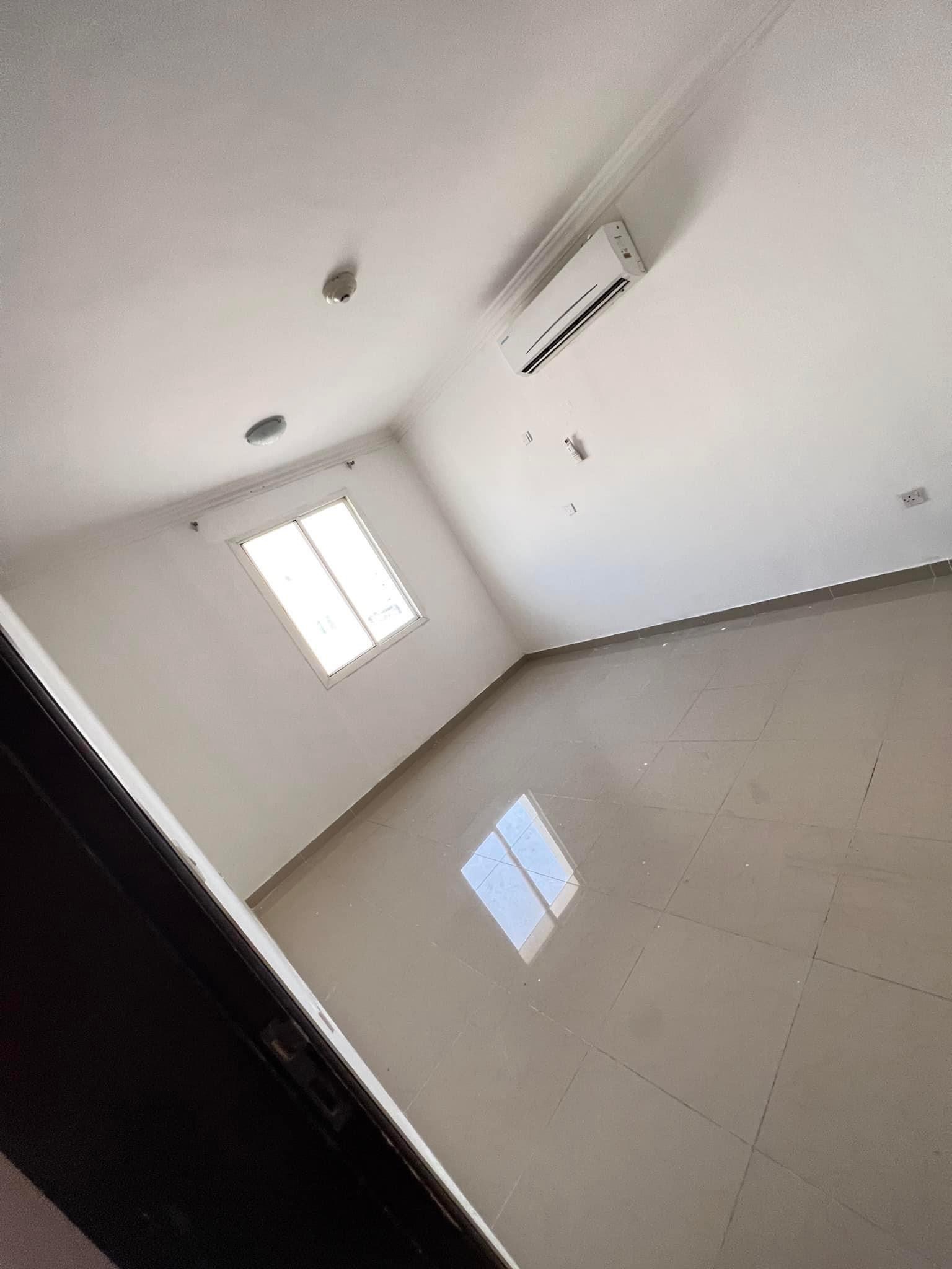 Apartment for rent in the southern Khalifa city
