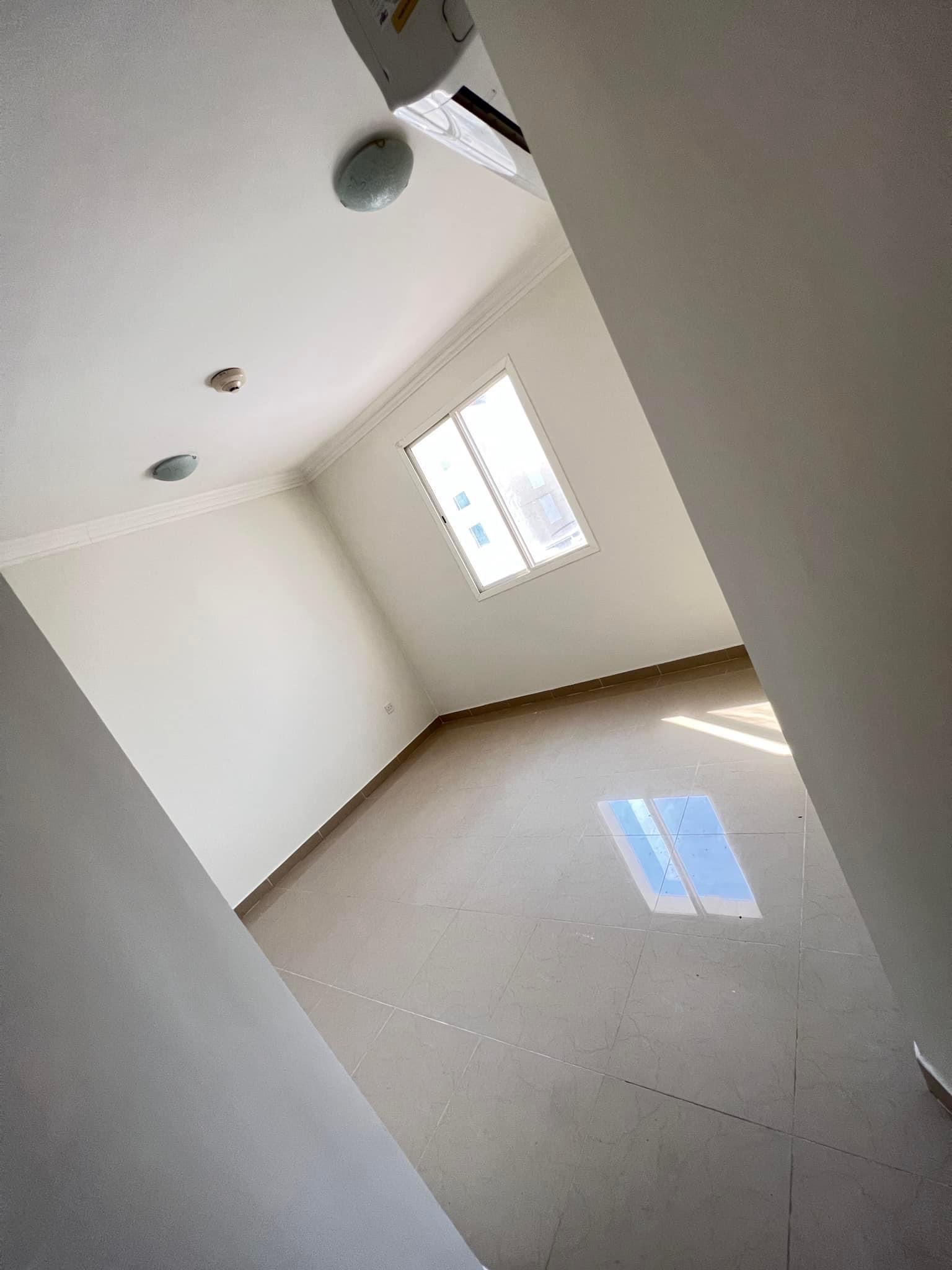 Apartment for rent in the southern Khalifa city