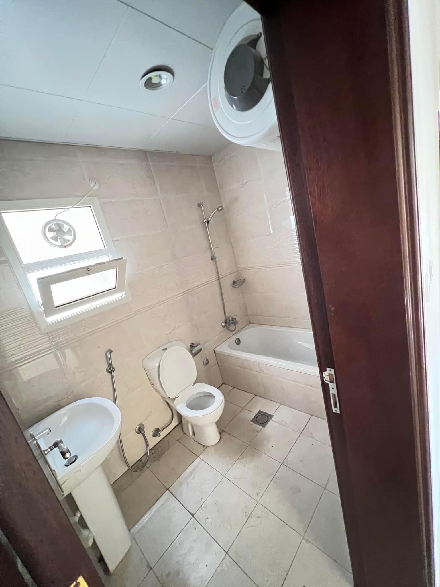 Apartment for rent in the southern Khalifa city