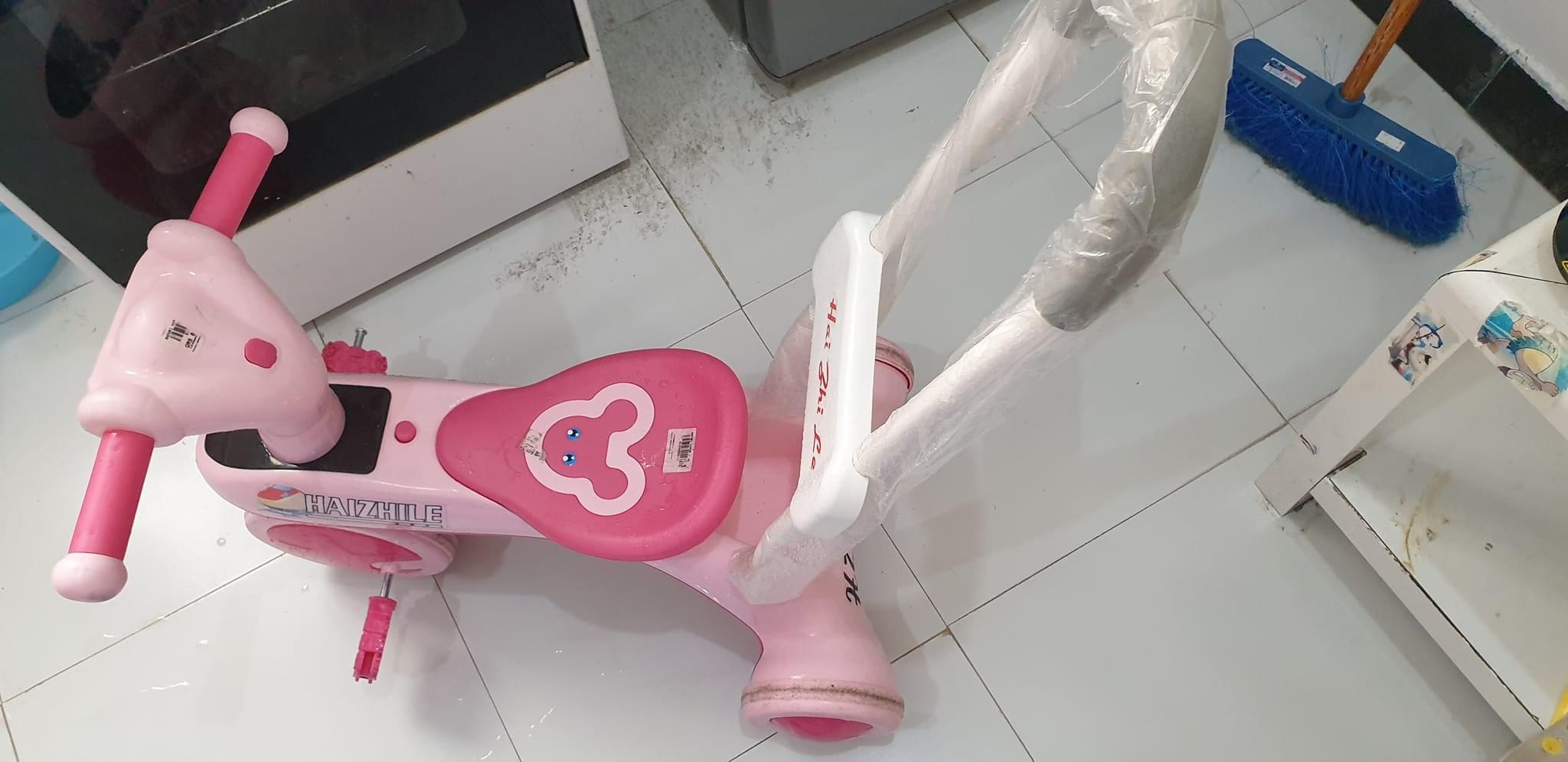 Items for sale – 2 Cupboard, sofa, gas stove