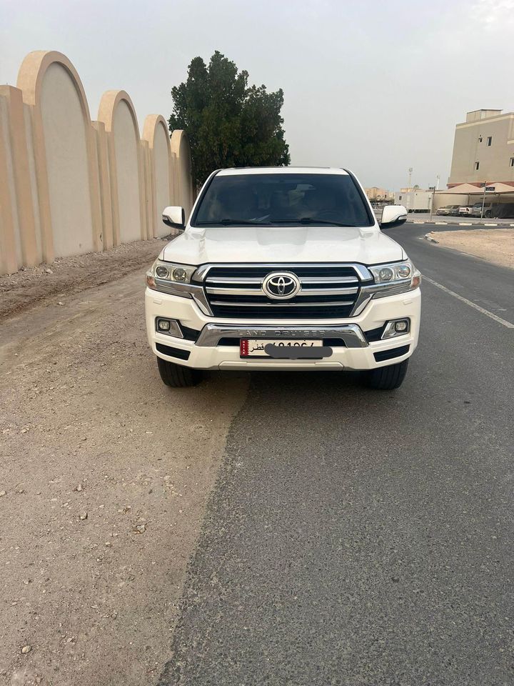 2017 Landcruiser GXR V8