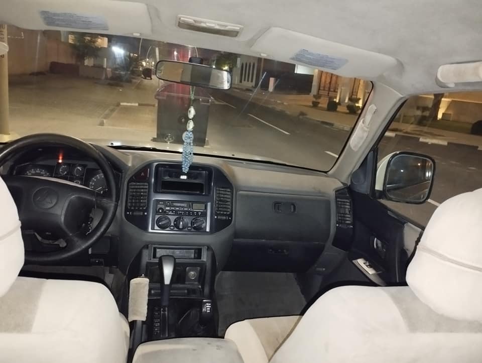 mitsubishi pajero 2003
