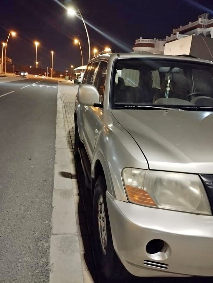 mitsubishi pajero 2003